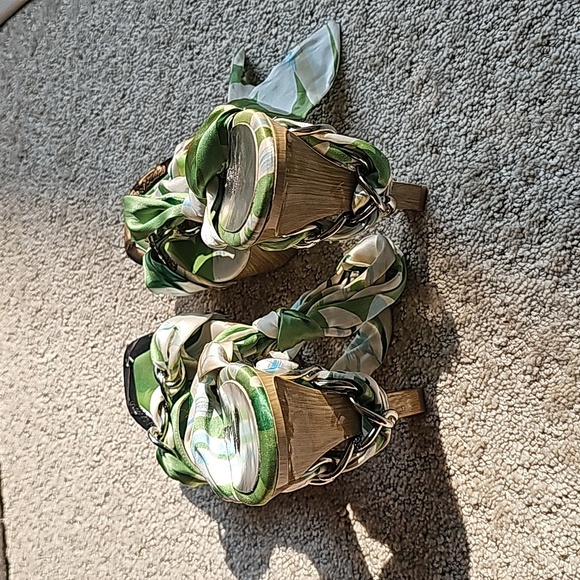 Marciano Wooden Tropical Sandal Heels - Picture 4 of 8